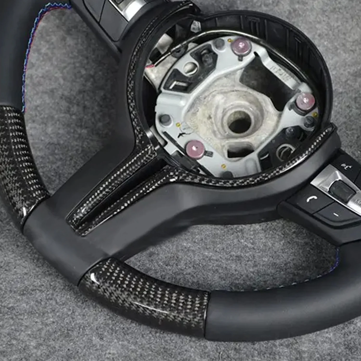 Steering wheel clip Carbon | fits BMW M2/M3/M4 (F87/F80/F81/F82/F83) N55/S55 | Aulitzky Tuning