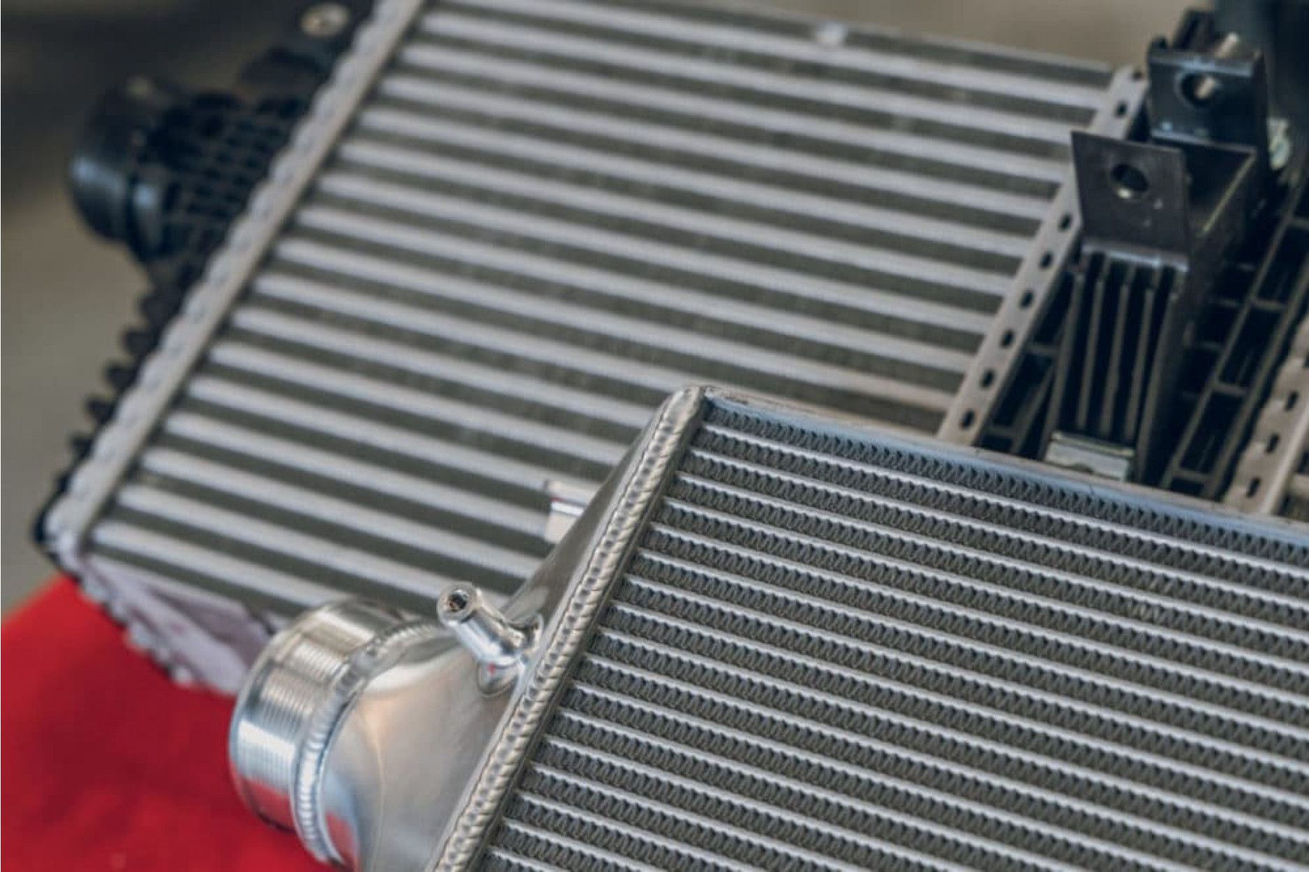 Upgrade intercooler set | fits Porsche 911 (992) Turbo/ S | CSF Race