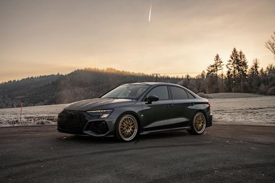 KW coilover springs | height-adjustable spring set | fits Audi RS3 quattro 8Y | 253100DV