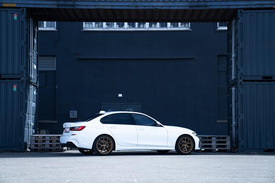KW V3 Levelling coilover suspension | fits BMW 3 Series (G20) | 35208200CJ | 35208200CK