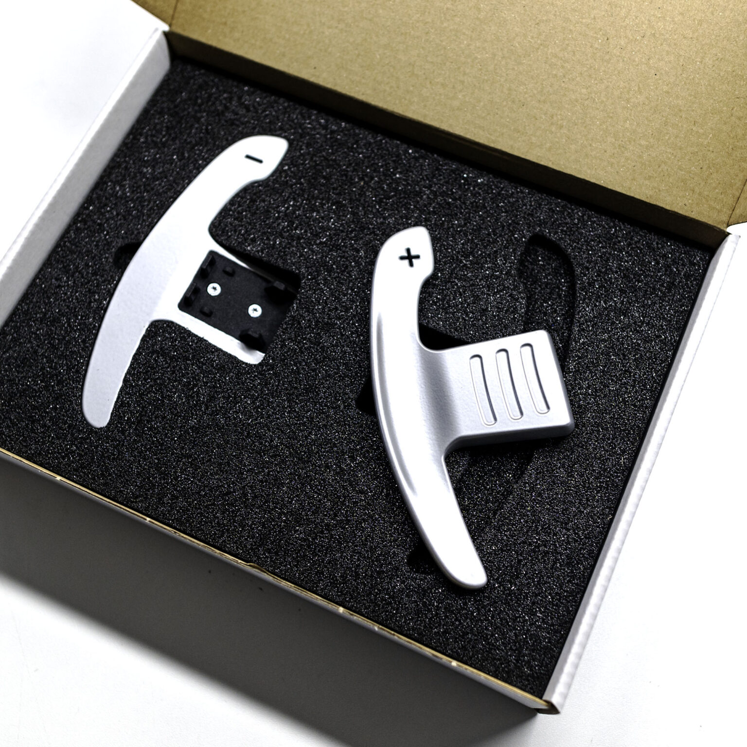 Paddle shifters aluminium silver | fits BMW G-Series, Toyota Supra | PaddleShifterz