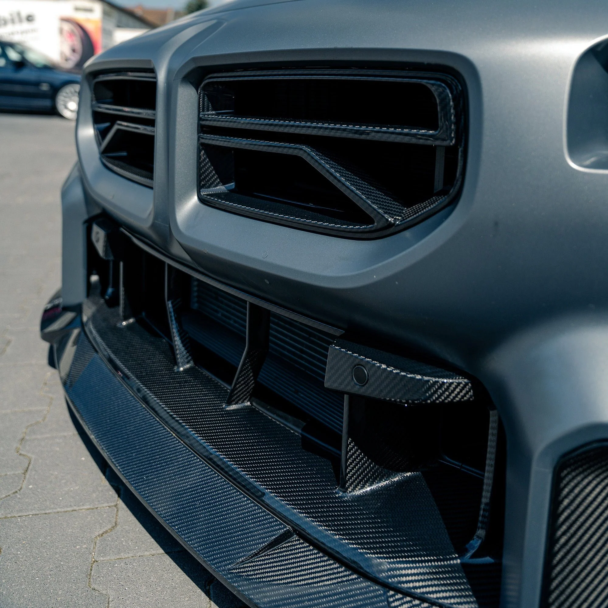 Front grille SOOQOO V-Style Carbon | fits BMW M2 (G87) S58 | Aulitzky Tuning