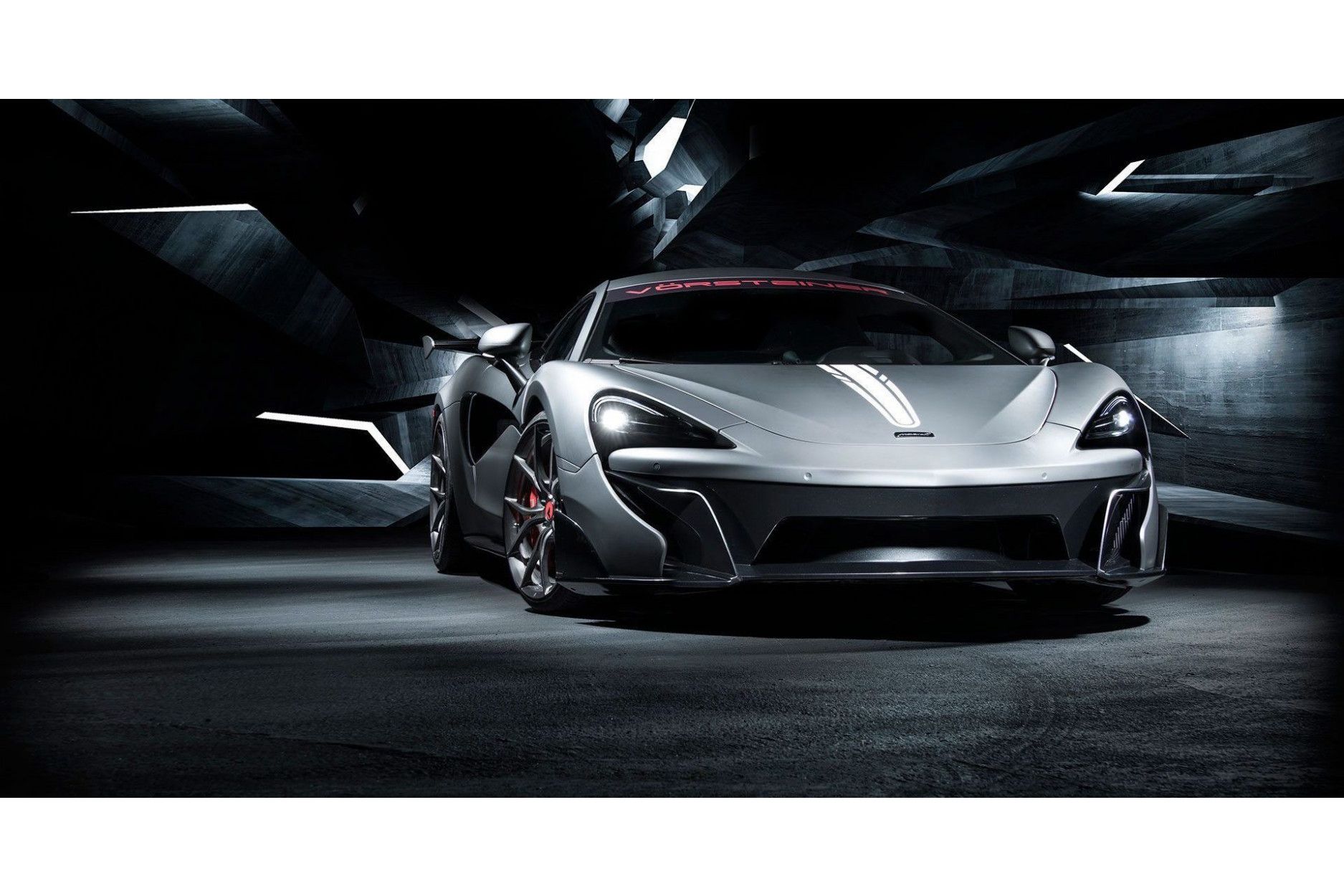 Front bumper with front splitter 570-VX Aero Carbon | fits McLaren 570S | Vorsteiner