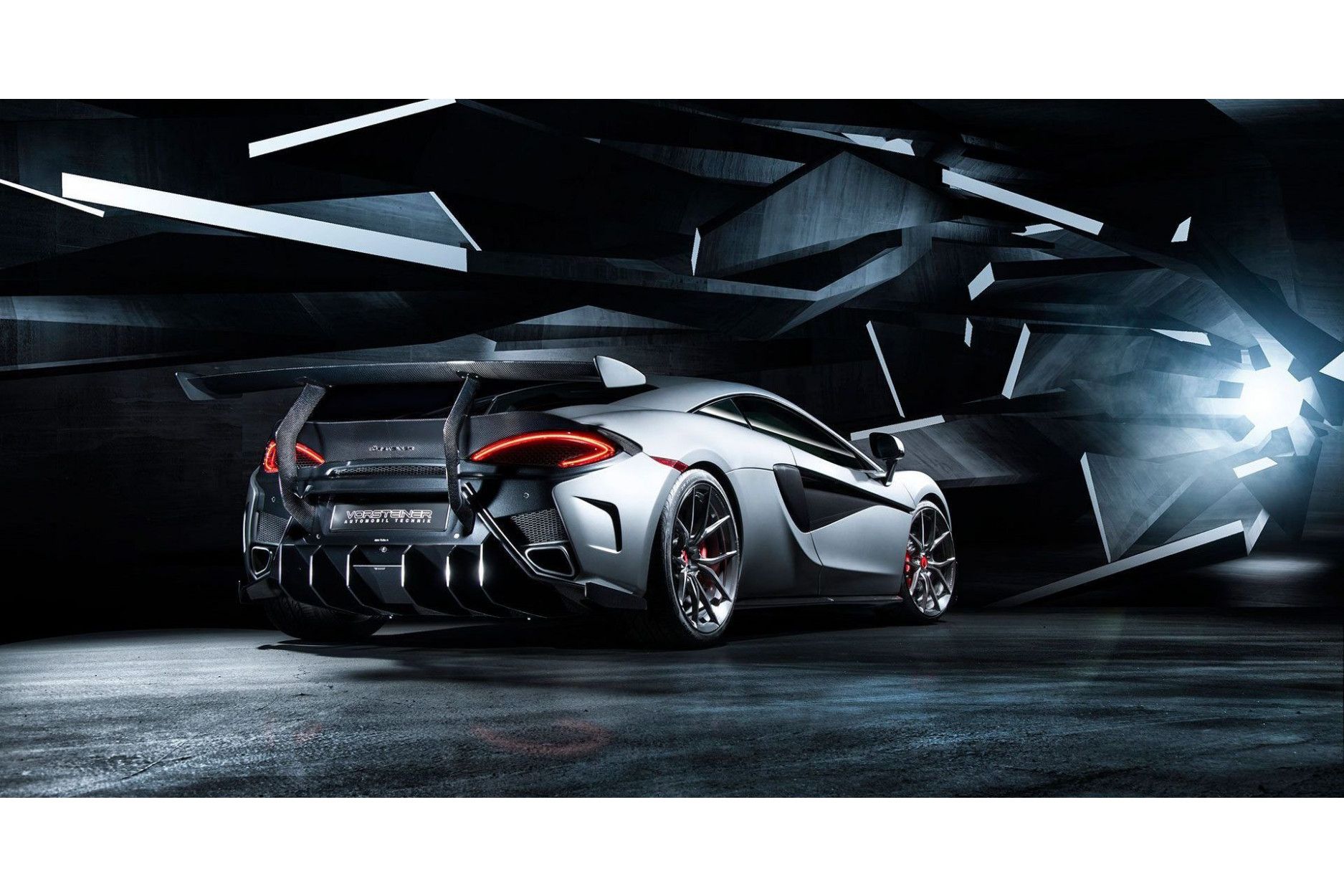 Rear wing 570-VX Aero Carbon with Carbon supports | fits McLaren 570S | Vorsteiner