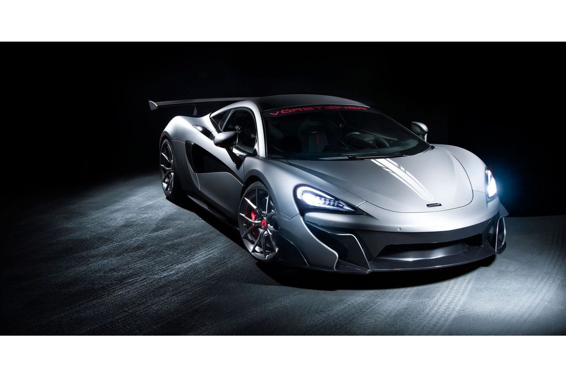 Front bumper with front splitter 570-VX Aero Carbon | fits McLaren 570S | Vorsteiner