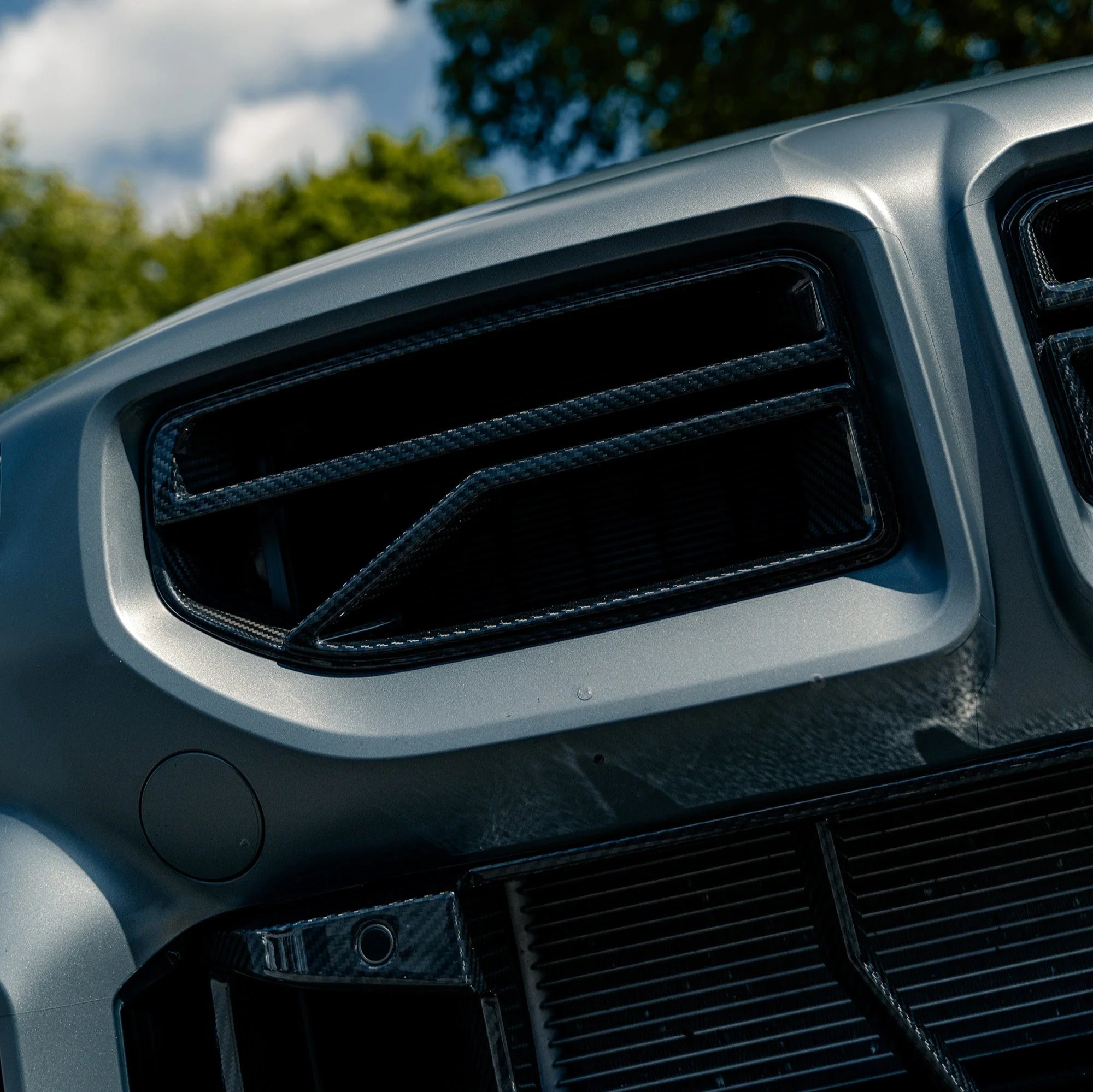 Front grille SOOQOO V-Style Carbon | fits BMW M2 (G87) S58 | Aulitzky Tuning