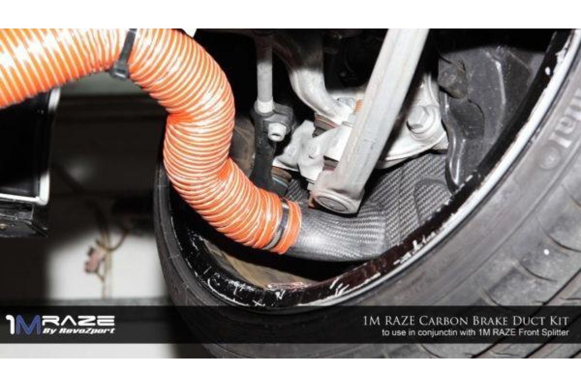 Brake air duct Carbon for 1M Raze front lip | fits BMW 1 series M (E82) 340hp N54 | RevoZport